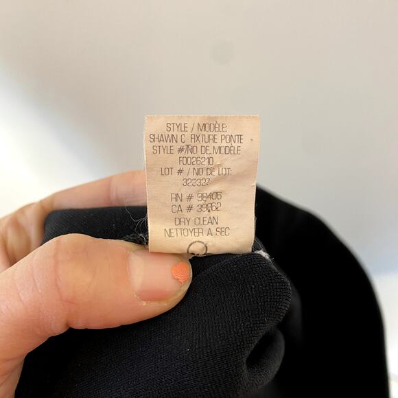 Theory Shawn C Fixture Ponte Leggings in Black - Picture 6 of 6